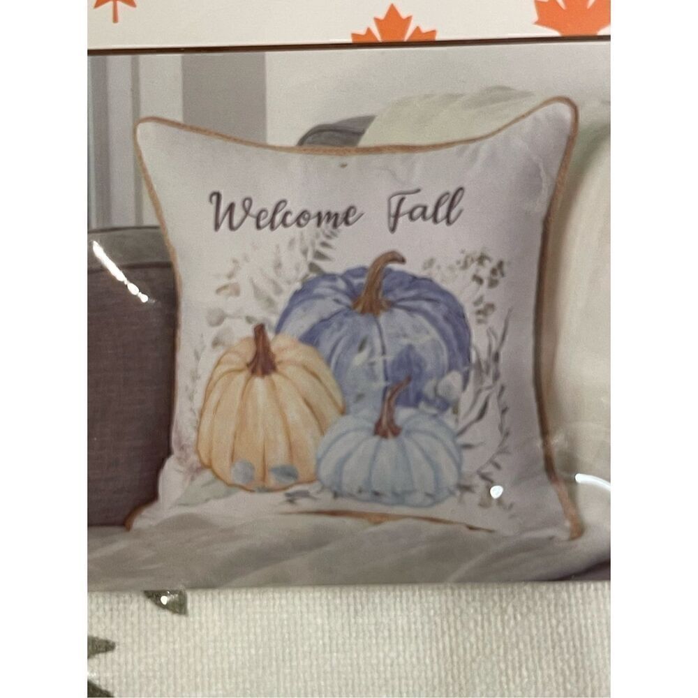 Welcome Fall pillow cover nwt - Picture 2 of 3